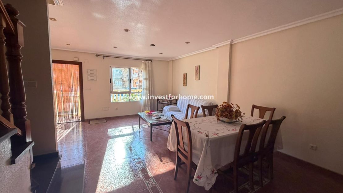 Sale - House - Guardamar del Segura - Pueblo