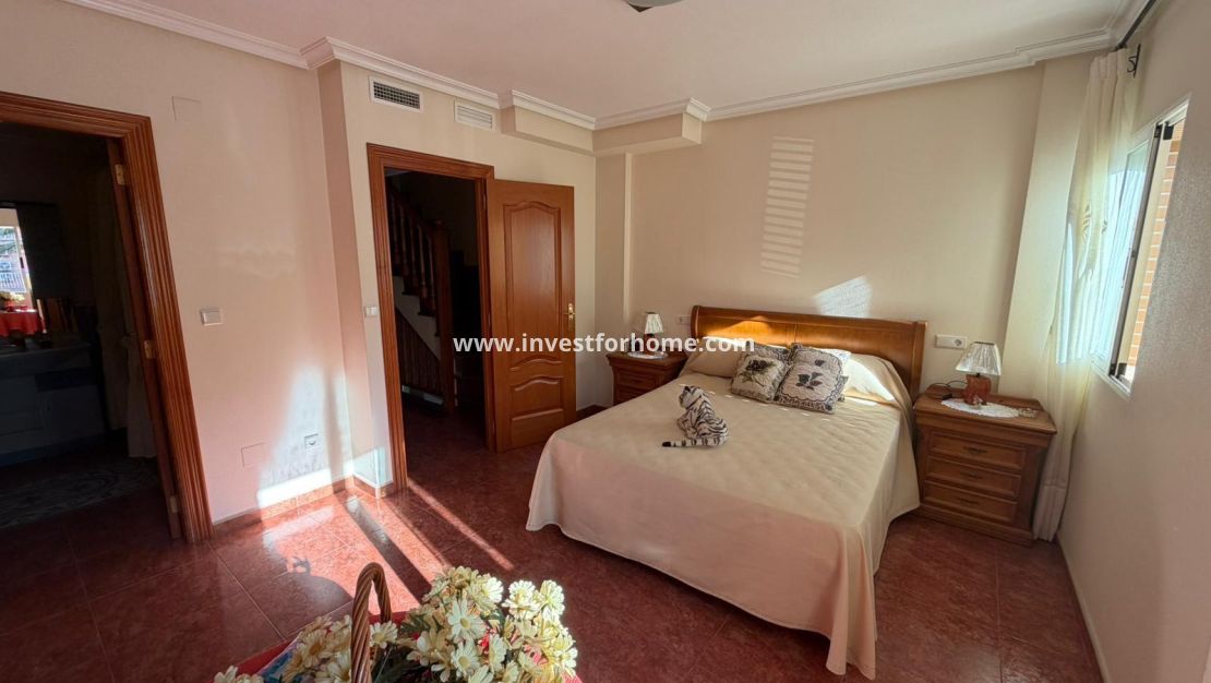 Sale - House - Guardamar del Segura - Pueblo
