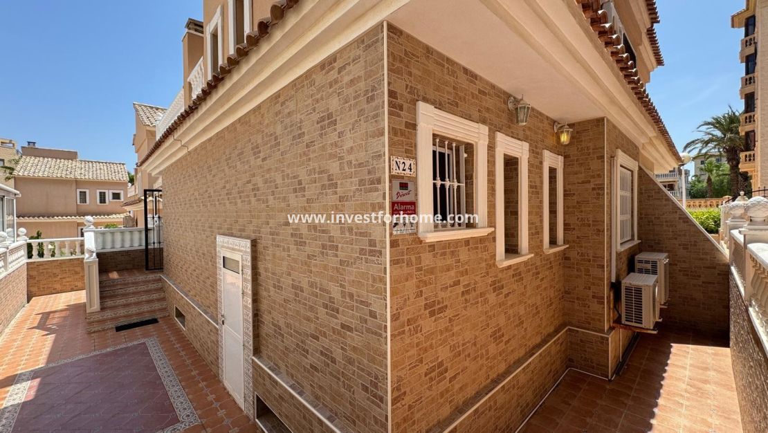 Sale - House - Guardamar del Segura - Urbanizaciones