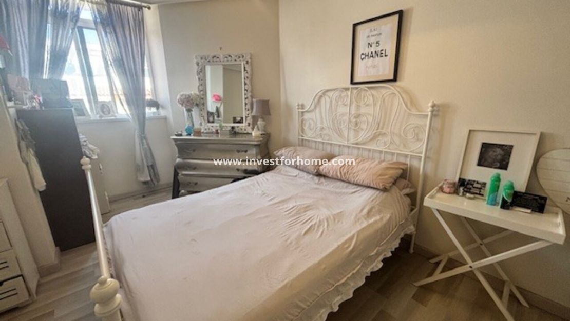 Sale - House - La Florida - Inland