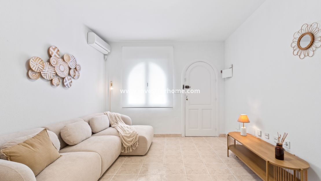 Sale - House - La Florida - Inland