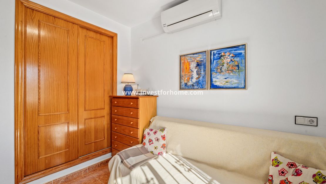 Sale - House - La Marina - Costa Blanca