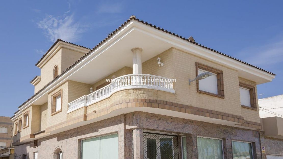 Sale - House - Los Alcázares - Centro