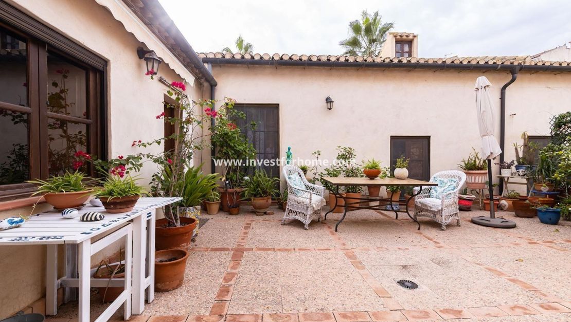 Sale - House - Los Martinez Del Puerto - Los Martínez Del Puerto