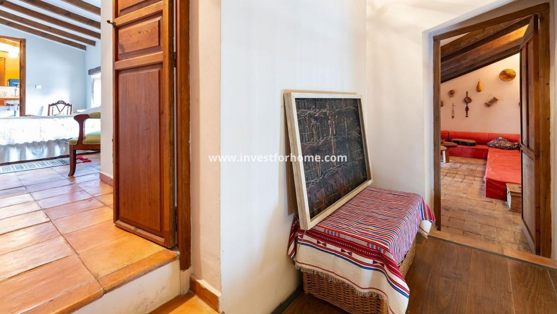 Sale - House - Los Martinez Del Puerto - Los Martínez Del Puerto