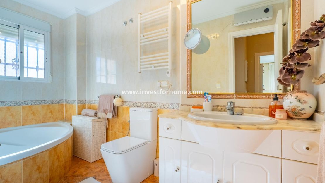 Sale - House - Orihuela Costa - La Regia