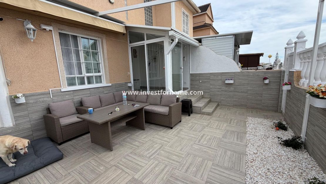 Sale - House - Orihuela Costa - La Zenia