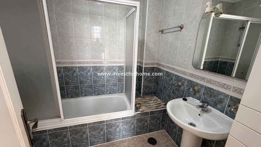 Sale - House - Orihuela Costa - La Zenia