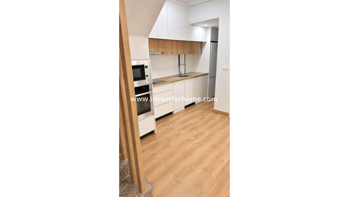Sale - House - Orihuela Costa - La Zenia
