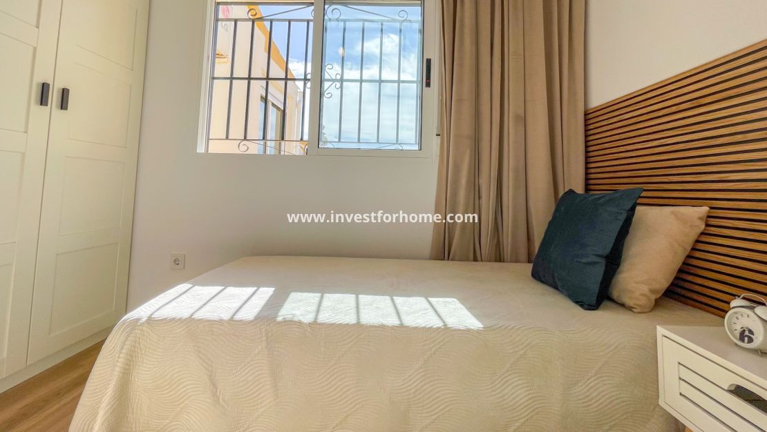 Sale - House - Orihuela Costa - Los Altos *