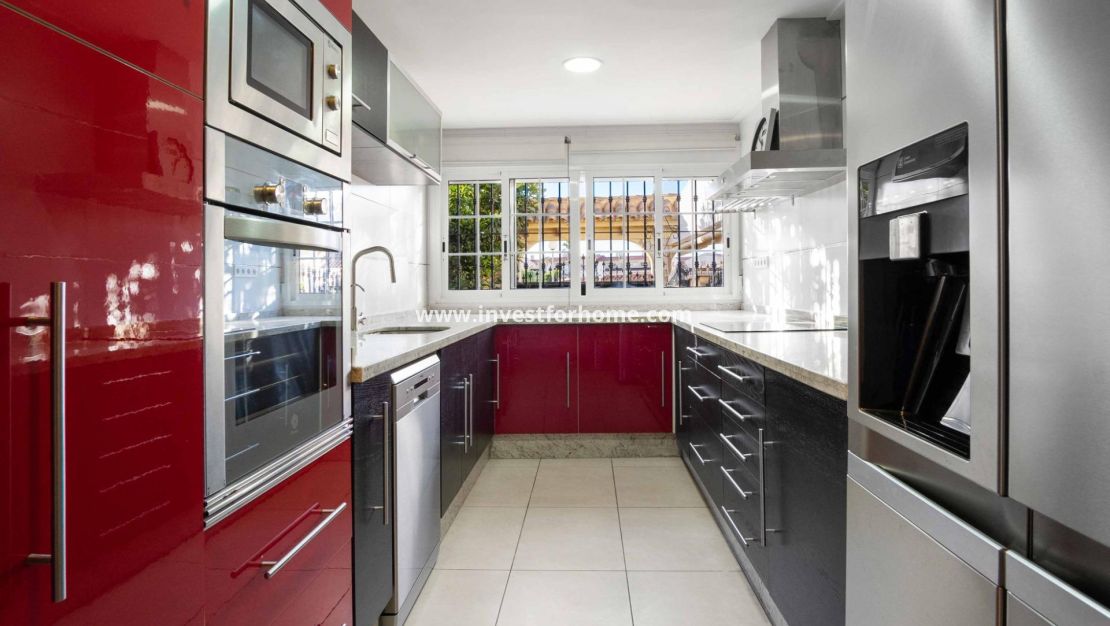 Sale - House - Orihuela Costa - Playa Flamenca