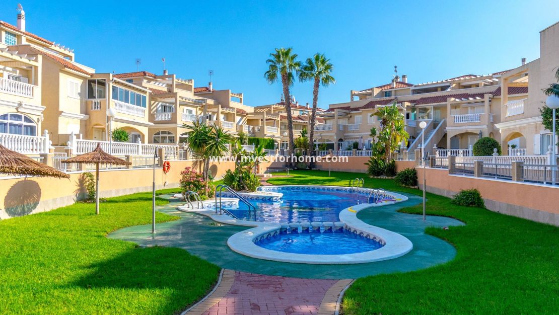 Sale - House - Orihuela Costa - Playa Flamenca