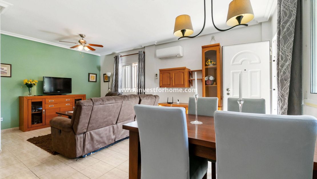 Sale - House - Orihuela Costa - Playa Flamenca