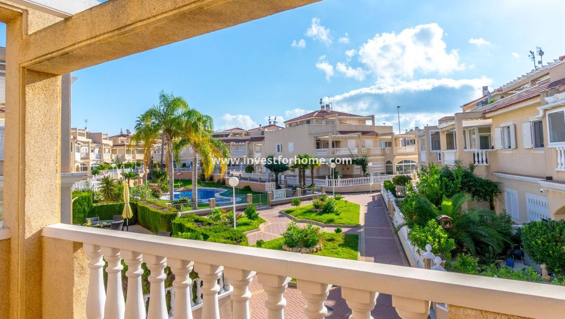 Sale - House - Orihuela Costa - Playa Flamenca