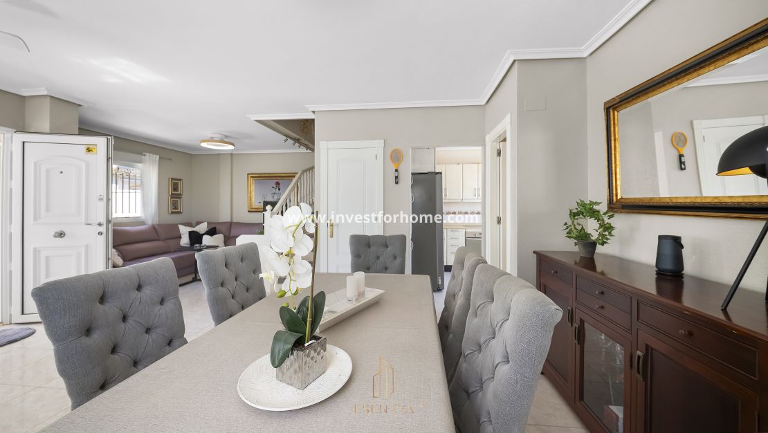 Sale - House - Orihuela Costa - Playa Flamenca