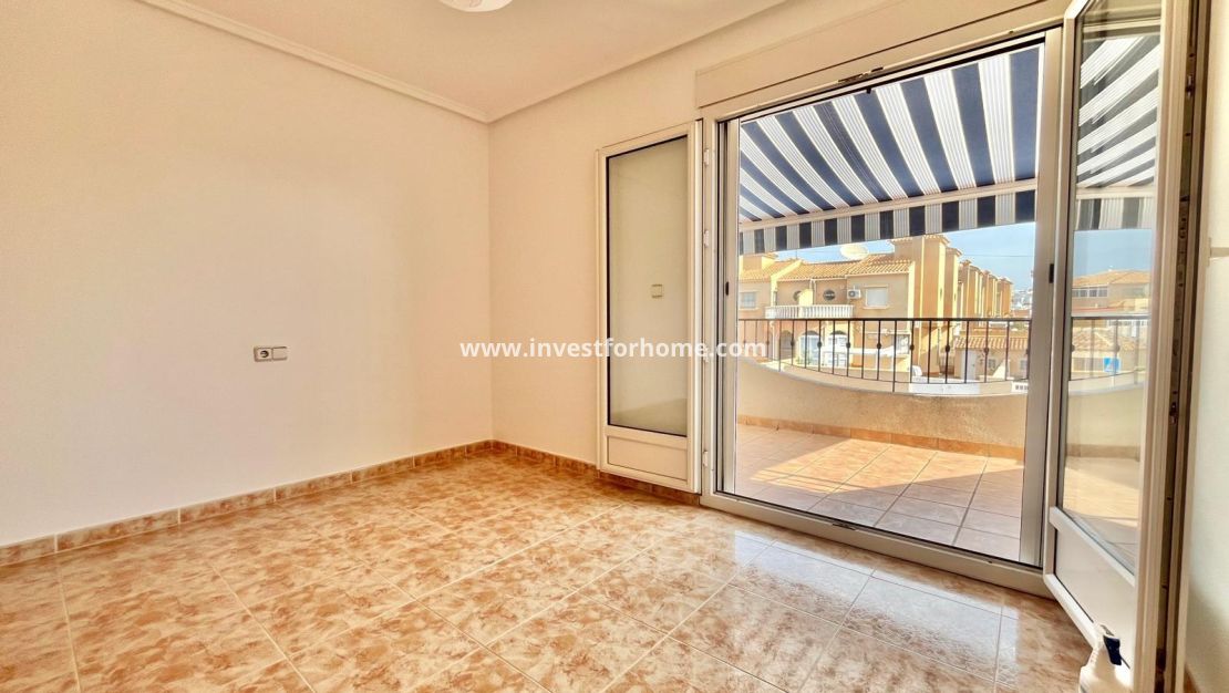 Sale - House - Orihuela Costa - Playa Flamenca