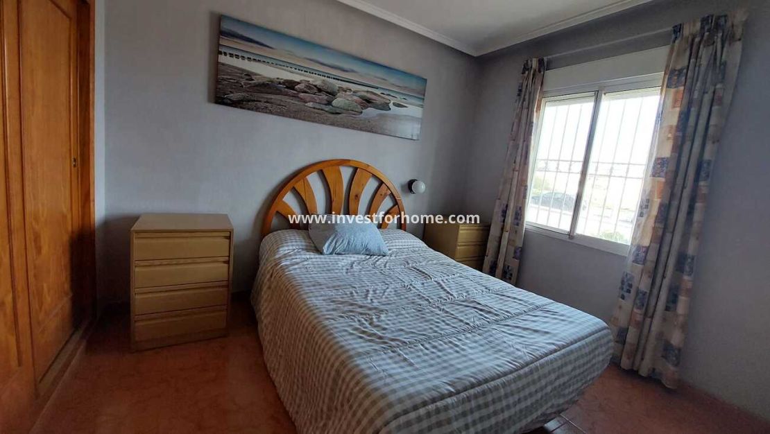 Sale - House - Orihuela Costa - Punta Prima