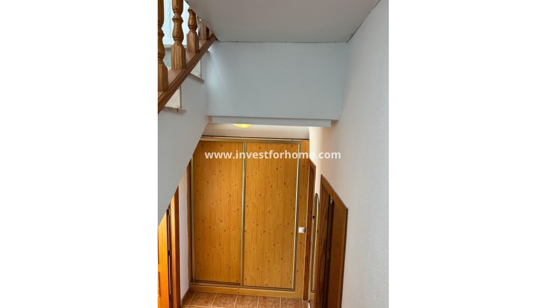 Sale - House - Orihuela Costa - Punta Prima