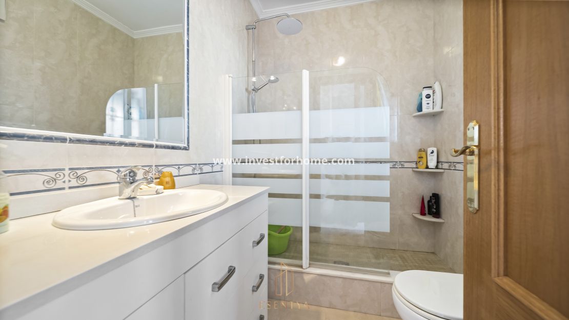 Sale - House - Orihuela Costa - Villamartín