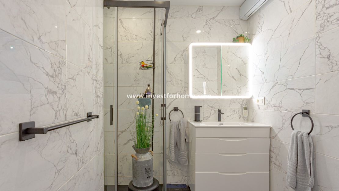 Sale - House - Orihuela Costa - Villamartín