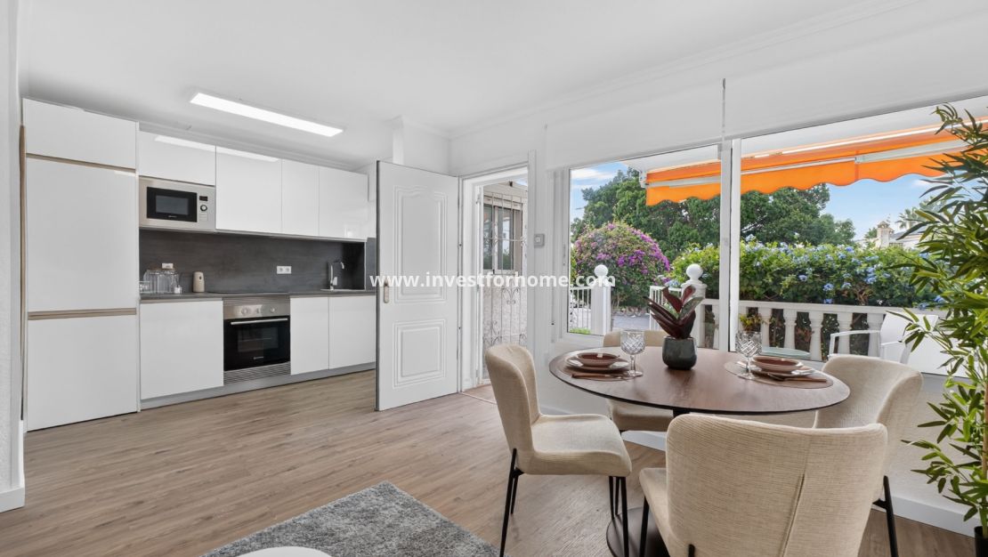 Sale - House - Orihuela Costa - Villamartín