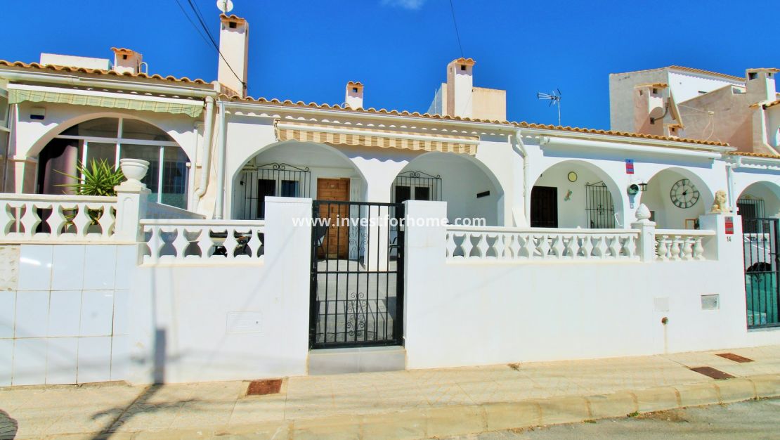 Sale - House - Orihuela Costa - Villamartín