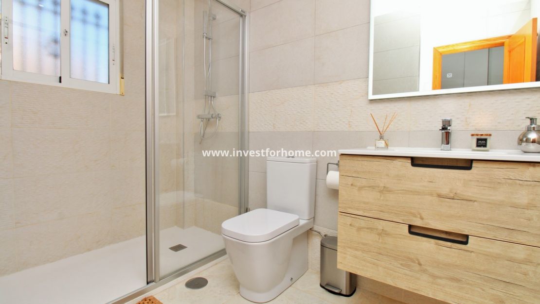 Sale - House - Orihuela Costa - Villamartín
