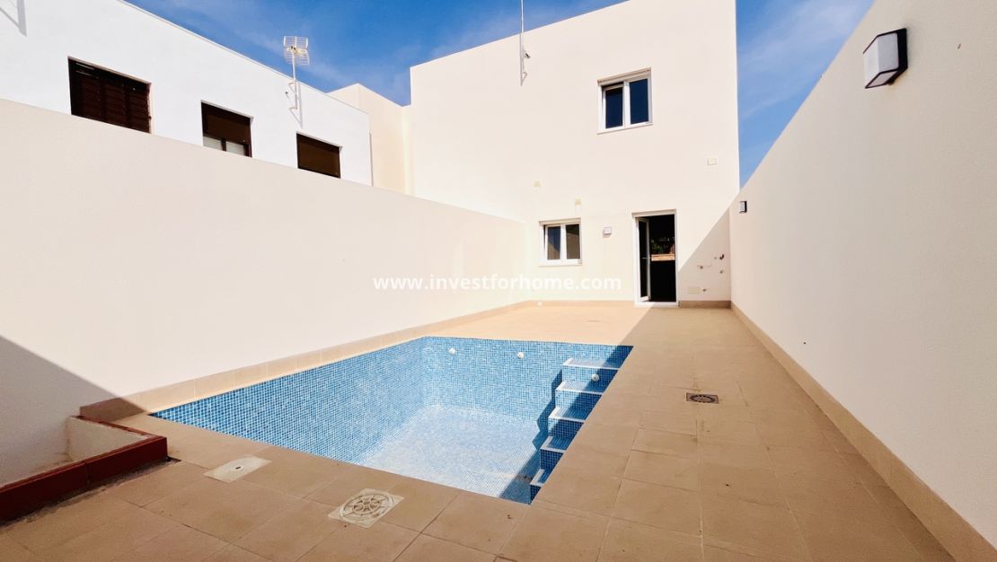 Sale - House - Pilar de la Horadada - Costa Blanca