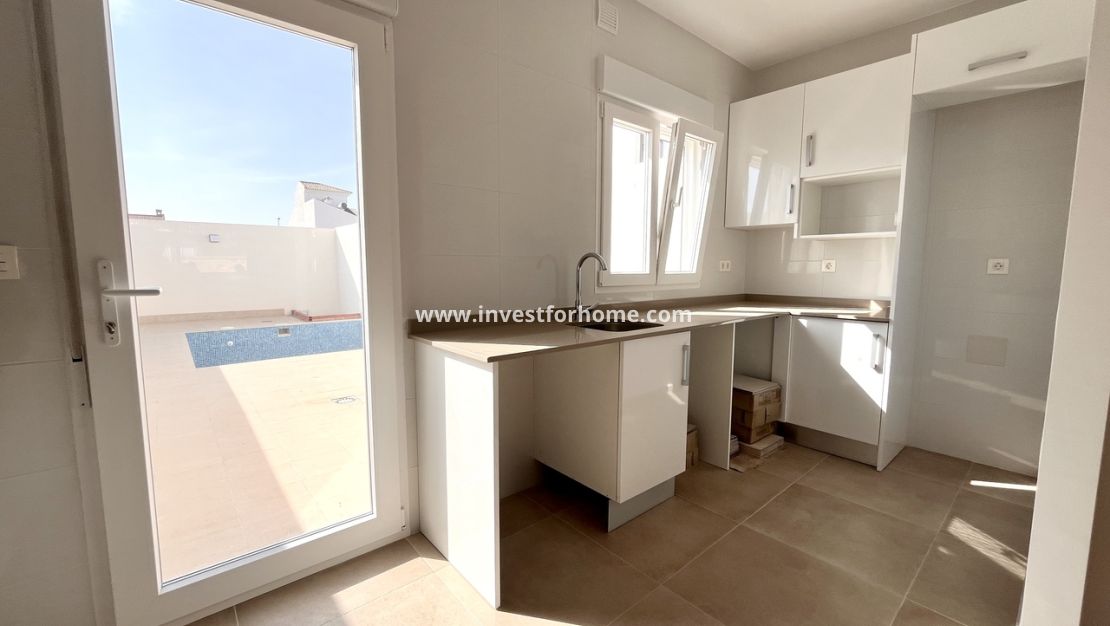 Sale - House - Pilar de la Horadada - Costa Blanca