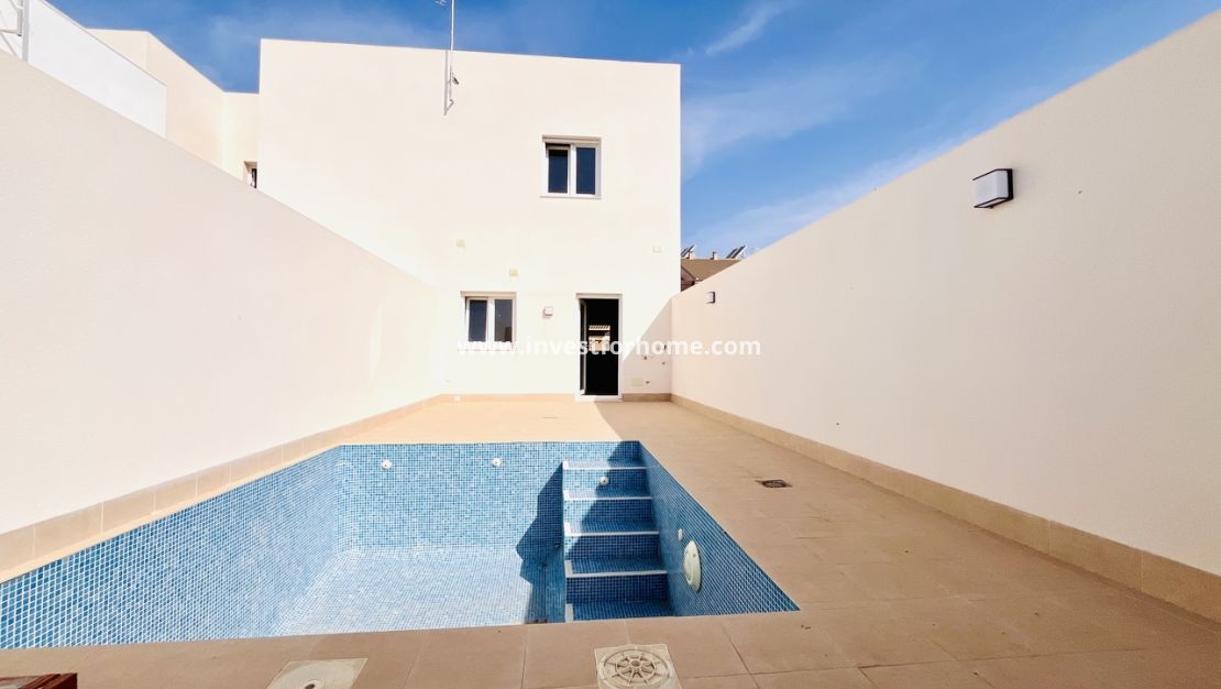 Sale - House - Pilar de la Horadada - Costa Blanca
