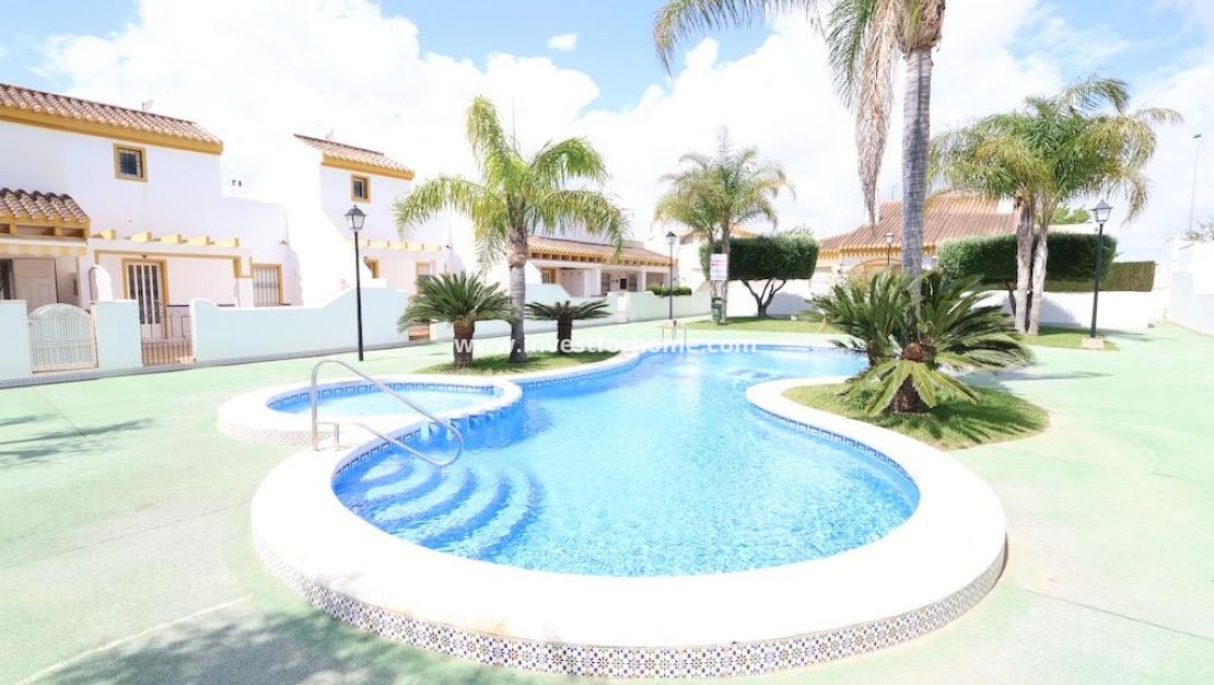 Sale - House - Pilar de la Horadada - Costa Blanca
