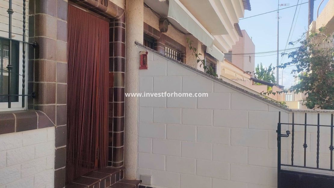 Sale - House - Pilar de la Horadada - La Torre de La Horadada