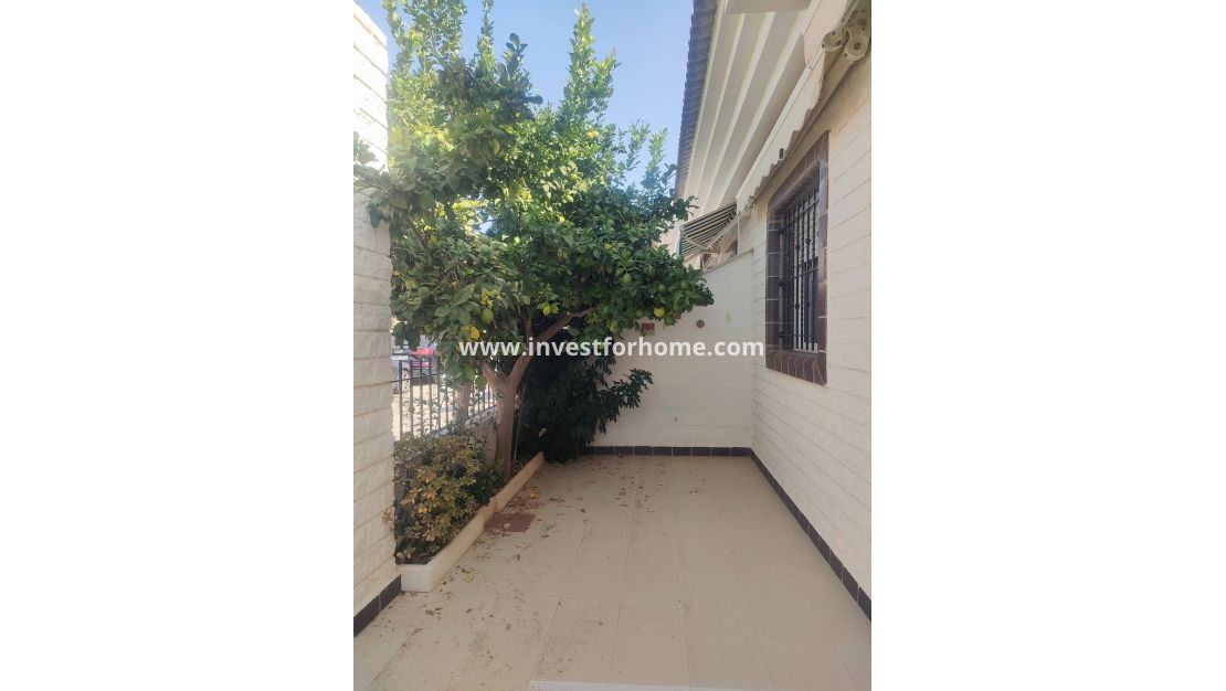 Sale - House - Pilar de la Horadada - La Torre de La Horadada