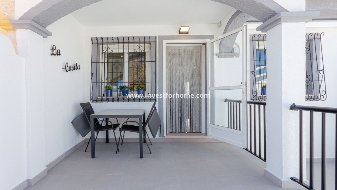 Sale - House - Pilar de la Horadada - La Torre de La Horadada