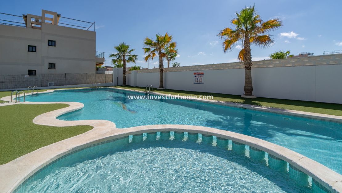 Sale - House - Pilar de la Horadada - Mil Palmeras