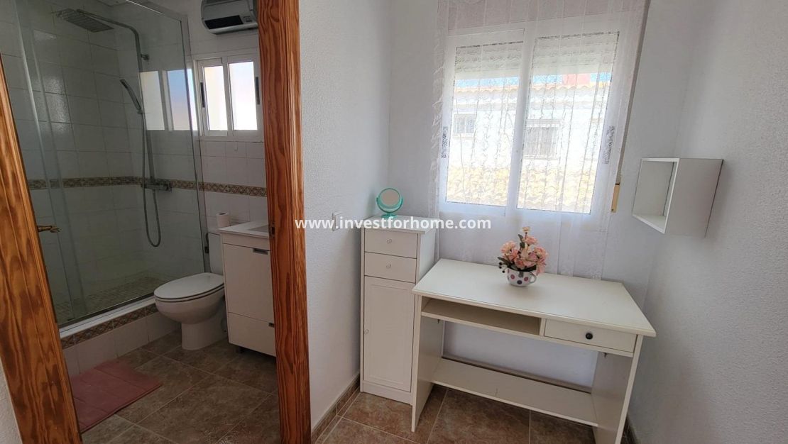 Sale - House - Pilar de la Horadada - Torre De La Horadada