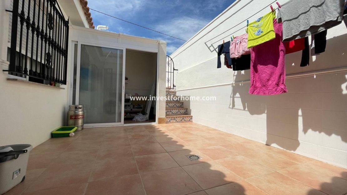 Sale - House - Pilar de la Horadada - Zona Pueblo