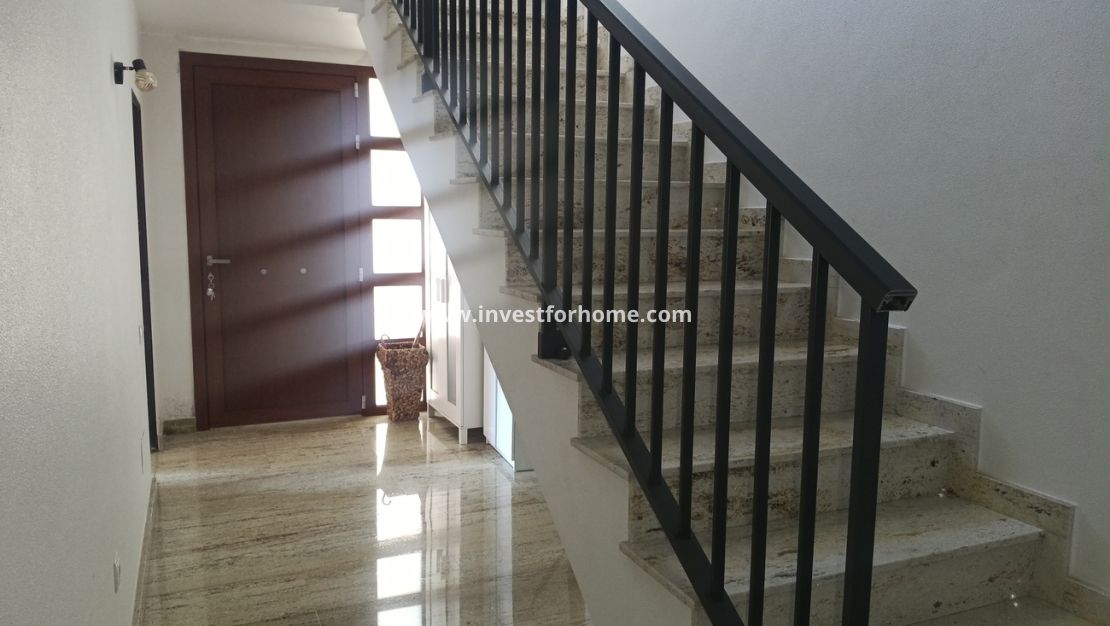 Sale - House - Roldan - Inland