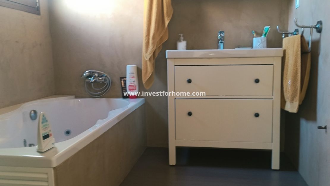 Sale - House - Roldan - Inland