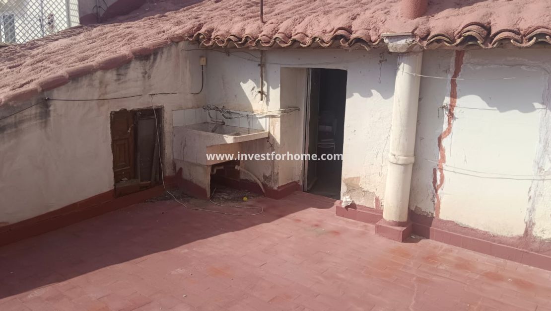 Sale - House - Salinas - Inland