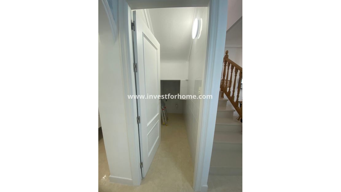 Sale - House - San Miguel de Salinas - Inland