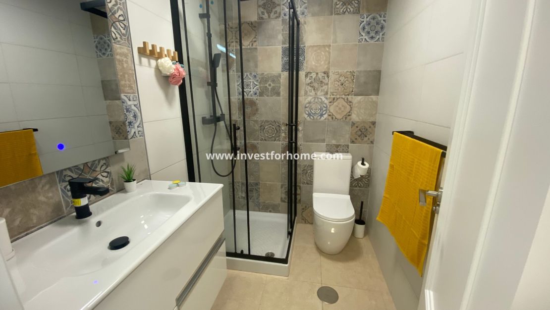 Sale - House - San Miguel de Salinas - Inland