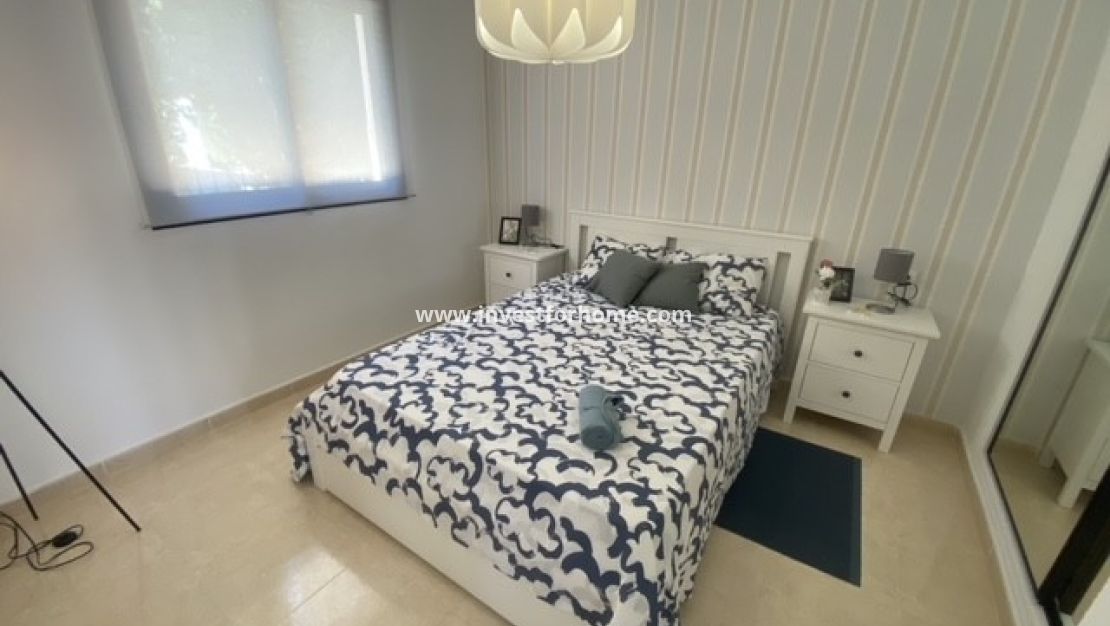 Sale - House - San Miguel de Salinas - Inland