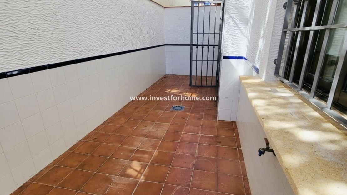 Sale - House - San Miguel de Salinas - Inland