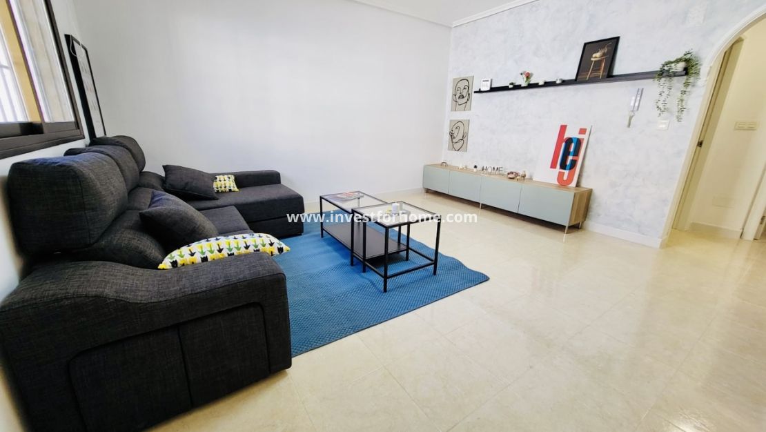 Sale - House - San Miguel de Salinas - Inland