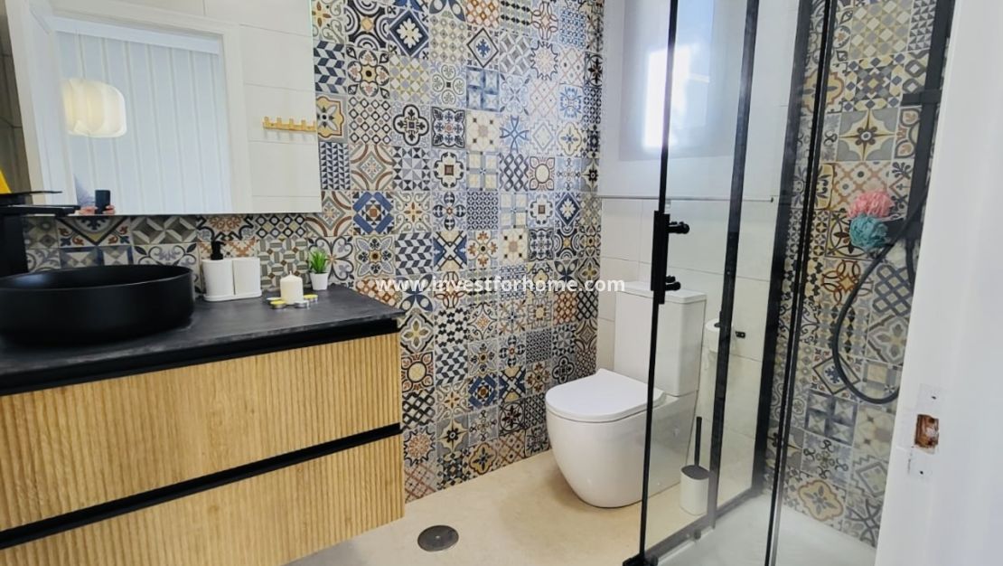 Sale - House - San Miguel de Salinas - Inland