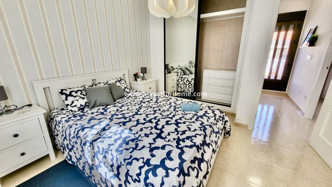 Sale - House - San Miguel de Salinas - Inland