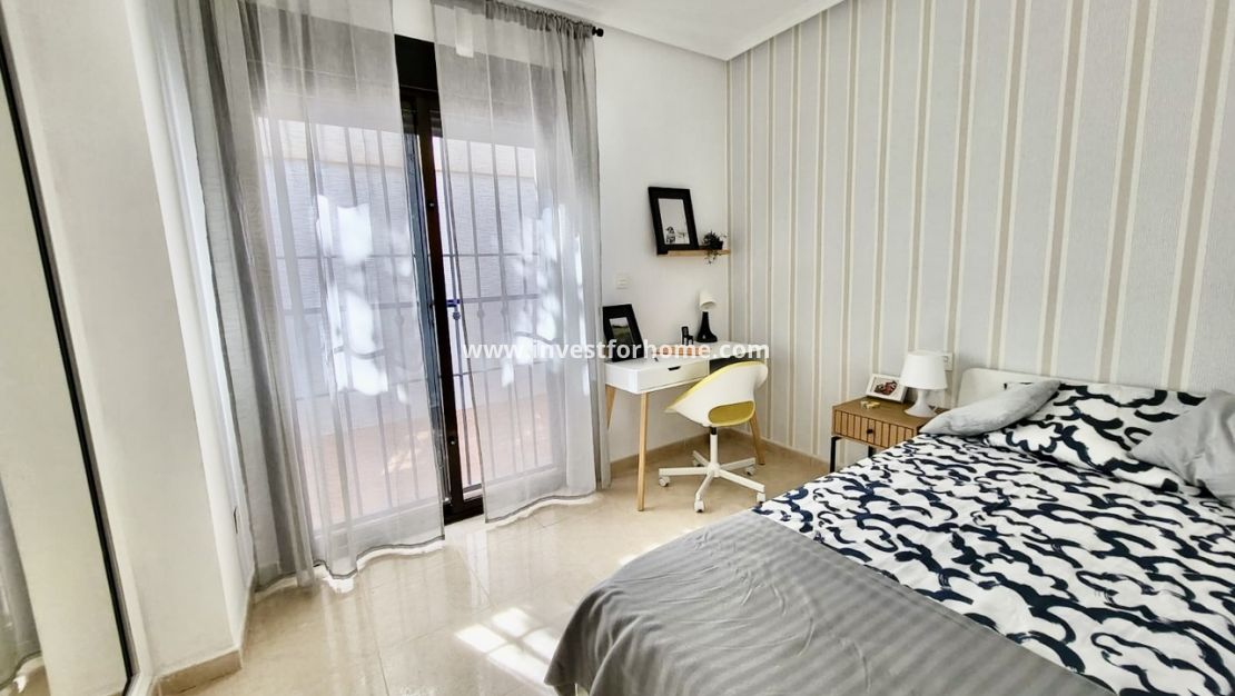 Sale - House - San Miguel de Salinas - Inland