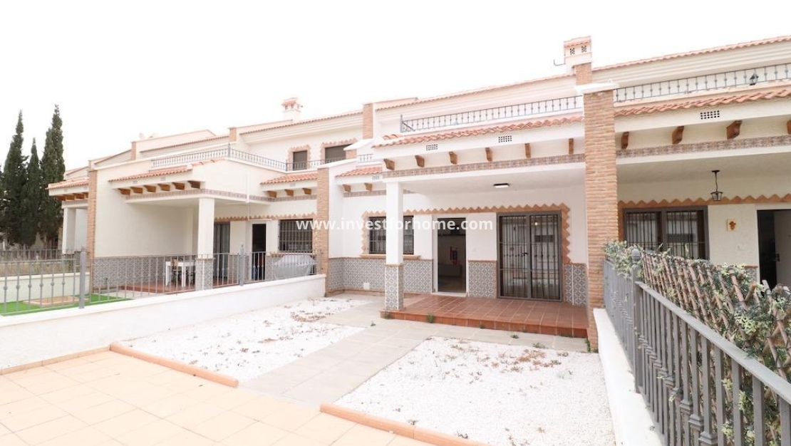 Sale - House - San Miguel de Salinas - Inland