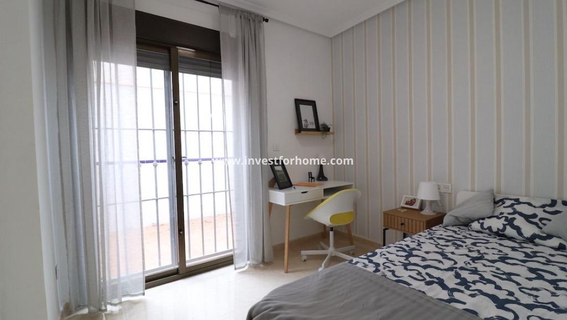 Sale - House - San Miguel de Salinas - Inland